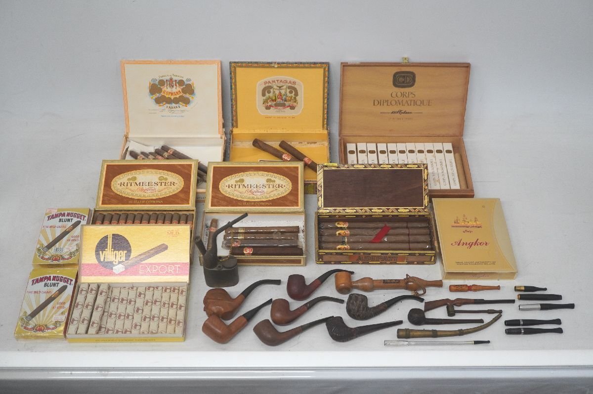 超珍館蔵】銅製 塗金 度母像 置物 古賞物 古美術品 稀少珍蔵品 超珍館蔵】銅製 塗金 度母像 置物 古賞物 古美術品 稀少珍蔵品