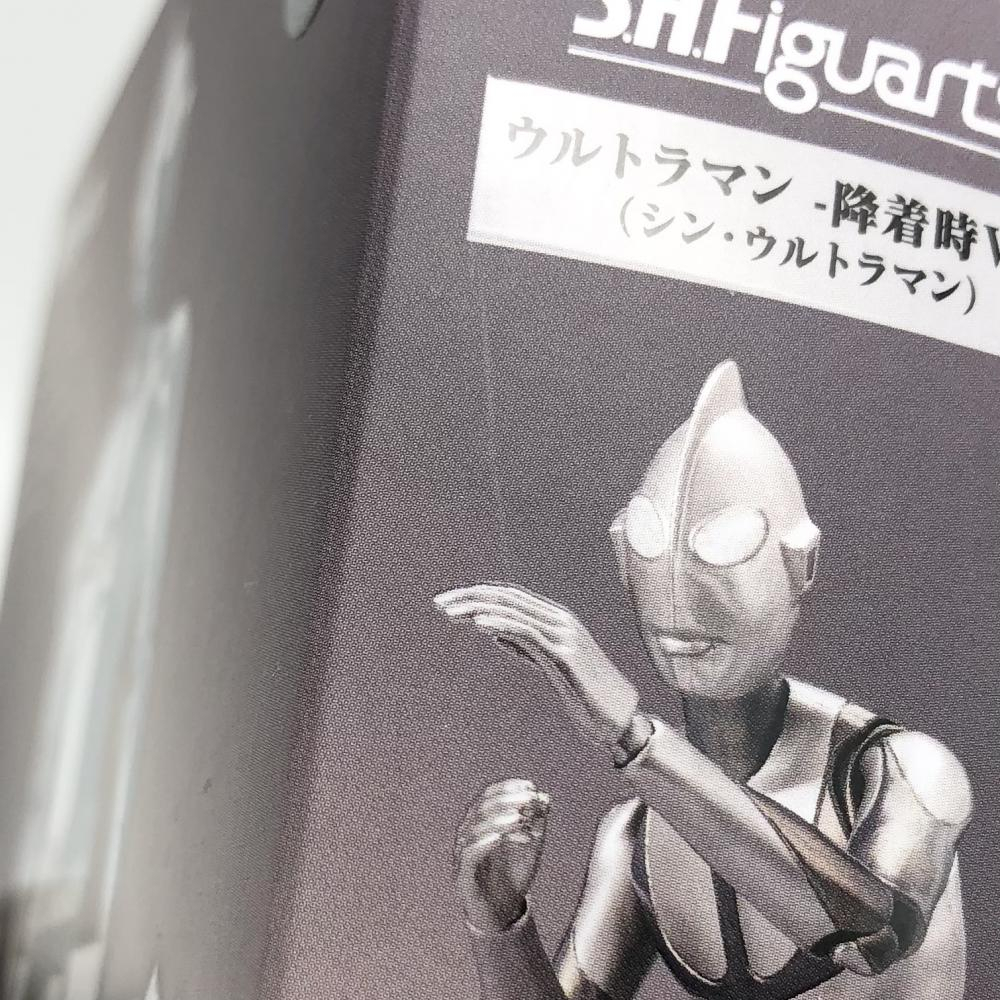 【中古】未開封 バンダイ シン・ウルトラマン S.H.Figuarts ウルトラマン 降着時Ver.[240017653757]