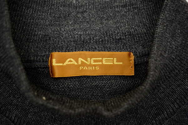 Y-8458★送料無料★超美品★LANCEL PARIS ランセル パリ★正規品 日本製 胸ロゴ刺繍 チャコールグレー 長袖 ウール ニット セーター L_画像3