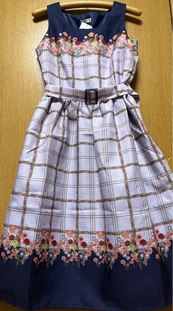 タグ付き未使用品★axes femme ラベンダー 花柄チェックワンピース★