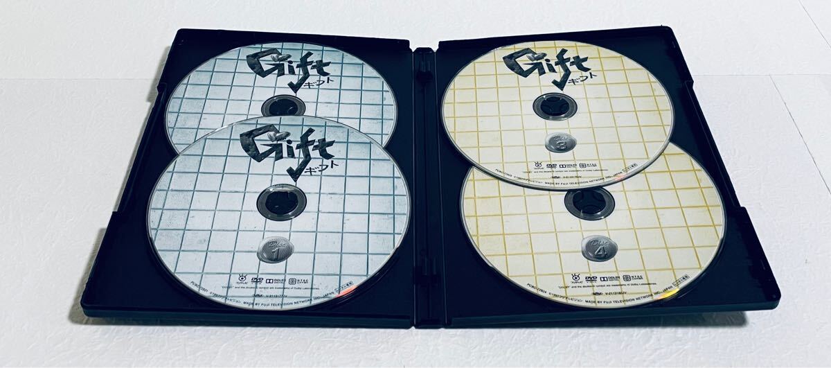 Gift ギフト 【全4巻】 レンタル版DVD 全巻セット 木村拓哉 篠原 Gift ギフト 【全4巻】 レンタル版DVD 全巻セット 木村拓哉 篠原