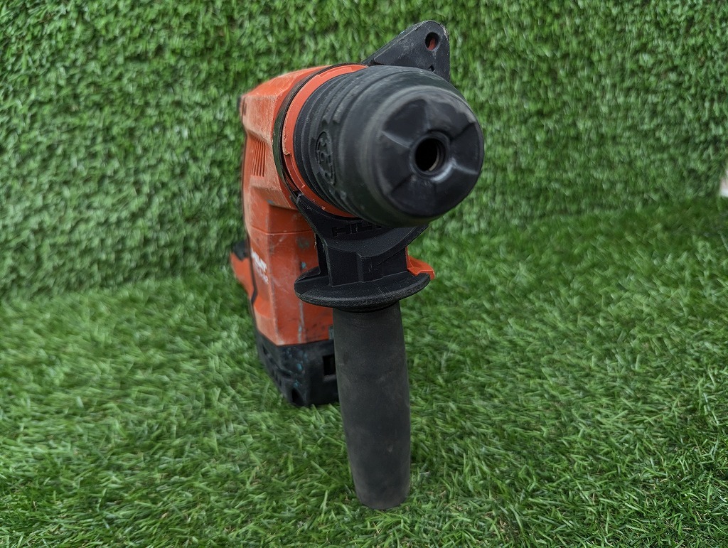 中古品 HILTI ヒルティ 22V 充電式 ロータリーハンマードリル + 中古品 HILTI ヒルティ 22V 充電式 ロータリーハンマードリル +