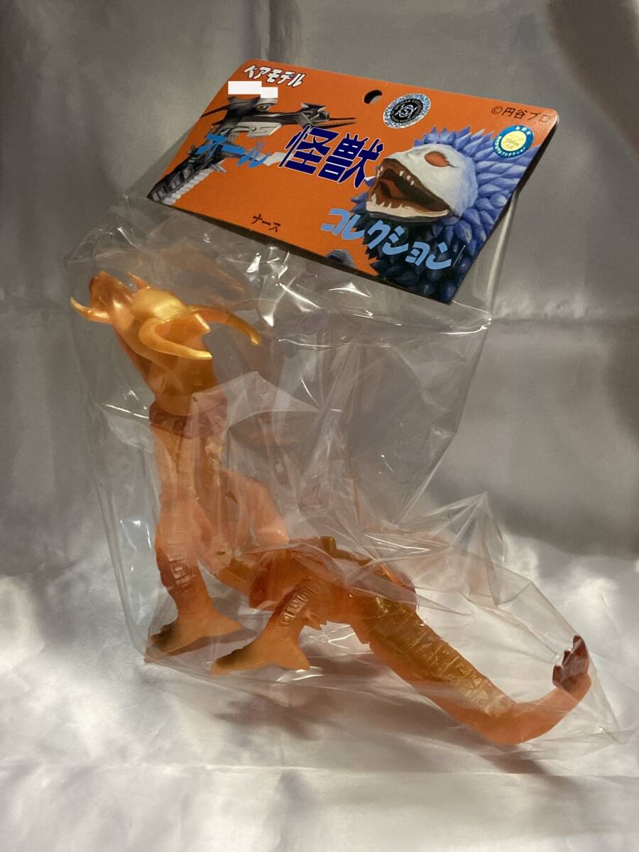 ベアモデル 宇宙竜 ナース 蓄光ver. ソフビ フィギュア ベアモデル 宇宙竜 ナース 蓄光ver. ソフビ フィギュア