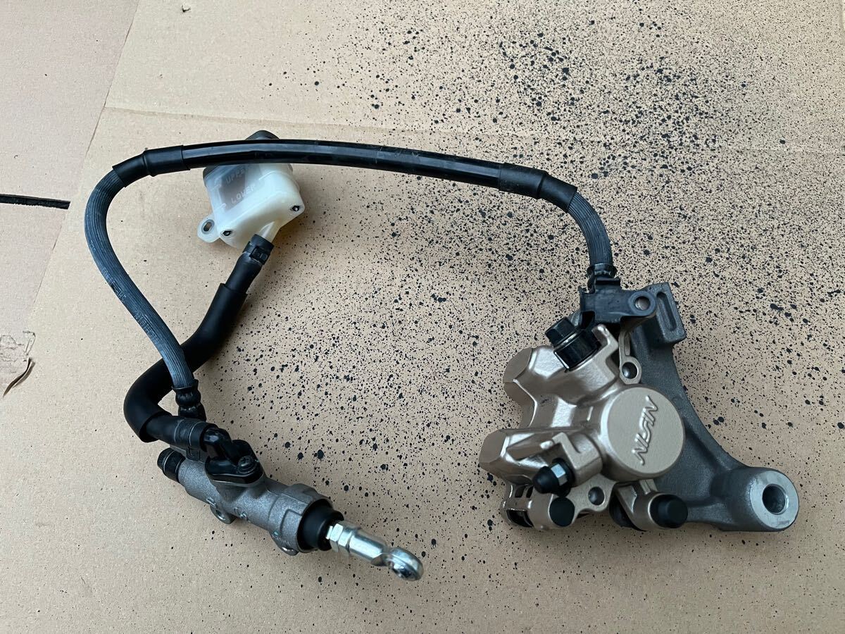 ほぼ新車外し美品　グロム　GROM 21 JC92 純正　リアマスターシリンダー　リアキャリパー　リアブレーキ一式