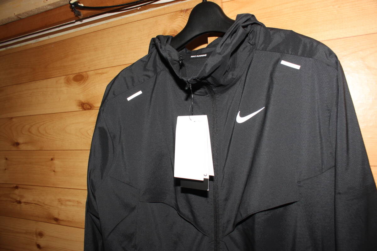 未使用 メンズM 黒 ナイキ NIKE ウィンドランナー フーディ 未使用 メンズM 黒 ナイキ NIKE ウィンドランナー フーディ
