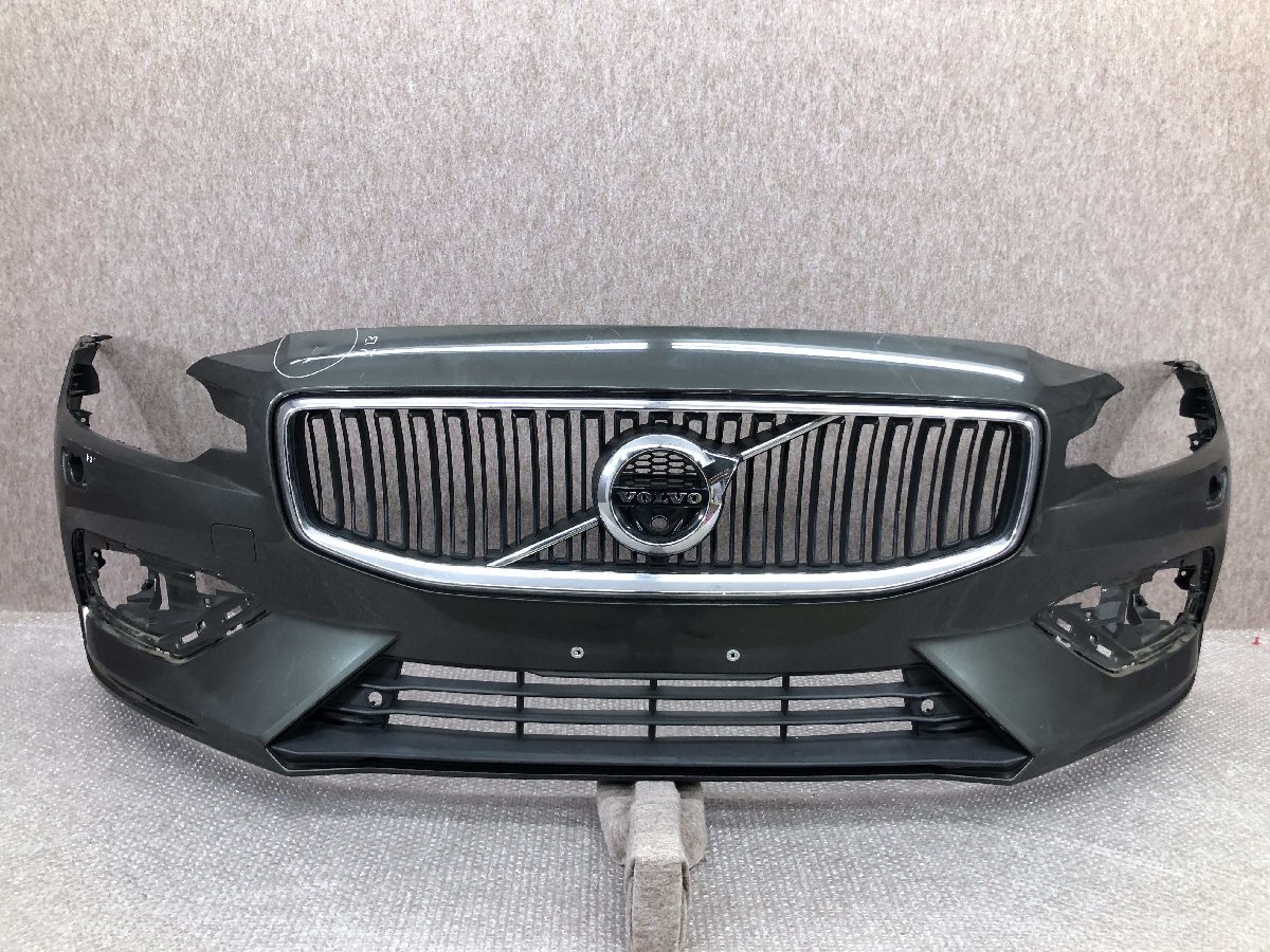 ボルボ VOLVO V60 ZB系 純正 フロントバンパー 31690589
