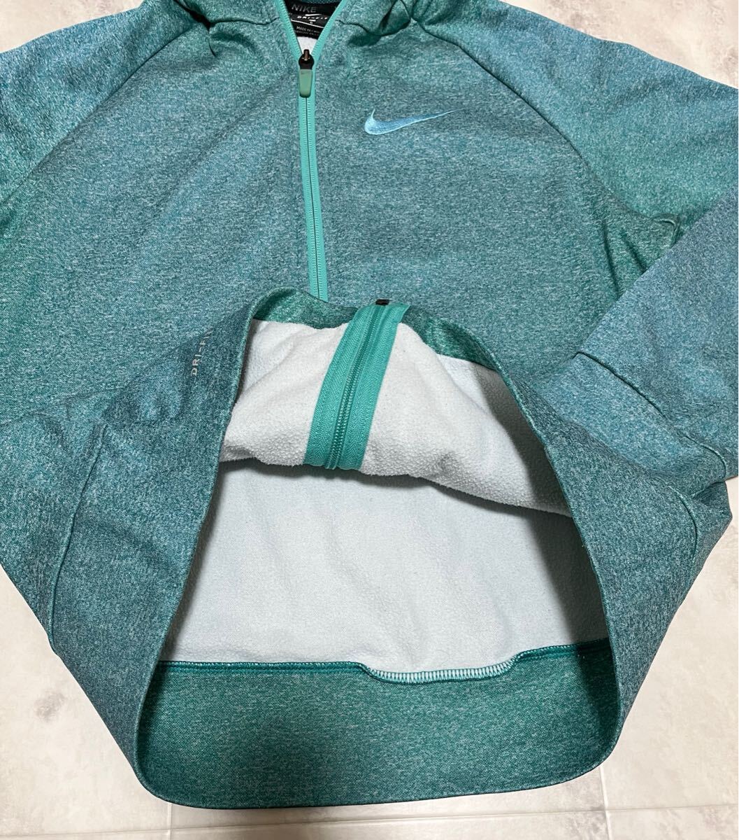 ナイキ nike 緑色 グリーン系　レディースＬサイズ　ロゴ パーカ　パーカー ジャケット