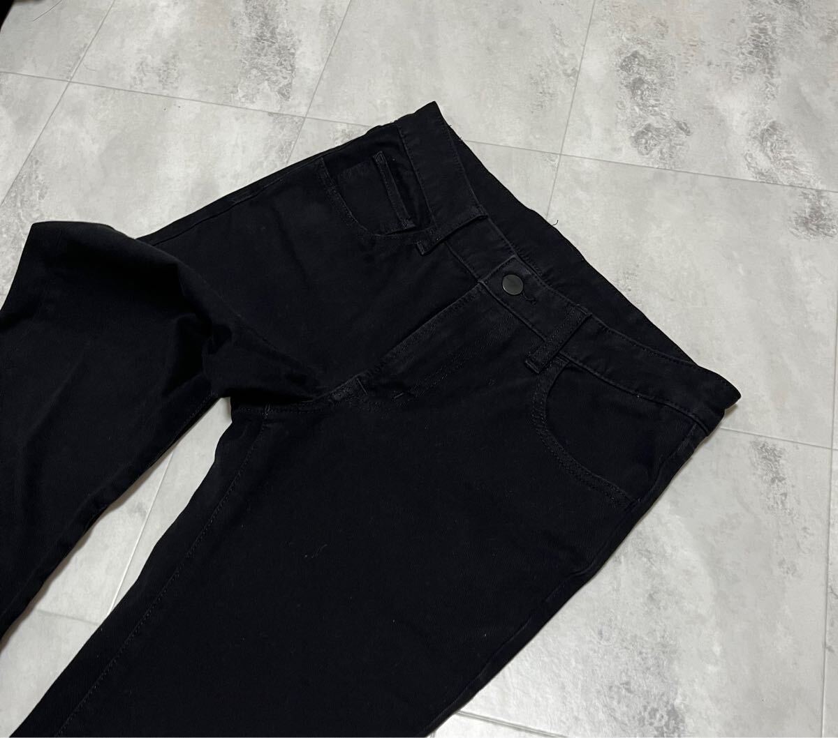 UNIQLO ユニクロ　 2WAYstretch ストレッチジーンズ デニムミドル テーパードスキニー 美腳メンズ 28 70CM