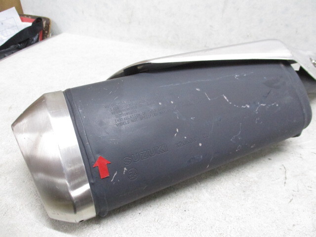 I◆GSX250R用サイレンサー0108 純正.DN11A.サラ音なし.20K.マフラー.送料無料(一部地域除外)