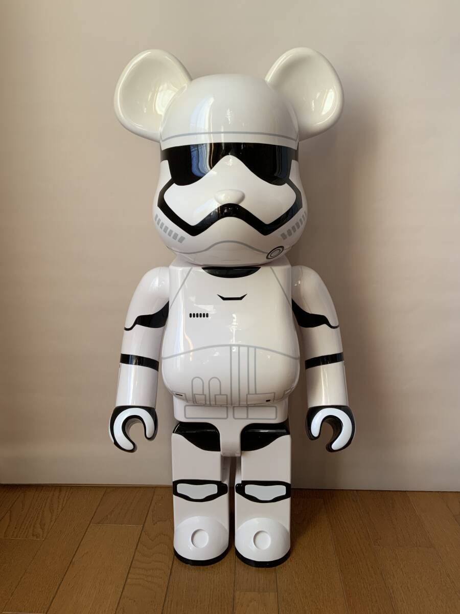 ベアブリック BE@RBRICK 1000% FIRST ORDER STORMTROOPER(TM ベアブリック BE@RBRICK 1000% FIRST ORDER STORMTROOPER(TM