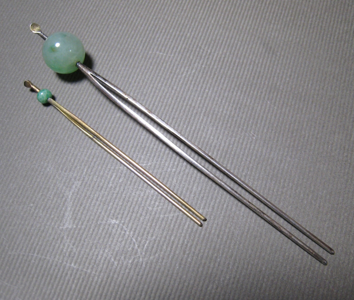 翡翠？　ガラス？　玉簪　ミニミニ　色ガラス　日本髪　和装　髪飾り　アンティーク　かんざし　２点
