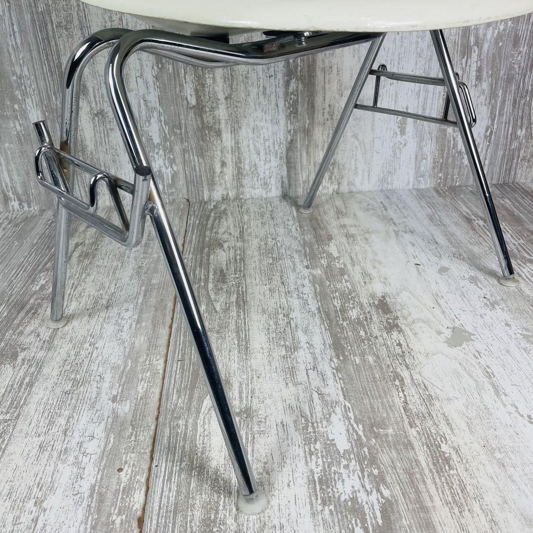 希少品】Herman Miller イームズ スタッキング ダイニングチェア 希少品】Herman Miller イームズ スタッキング ダイニングチェア