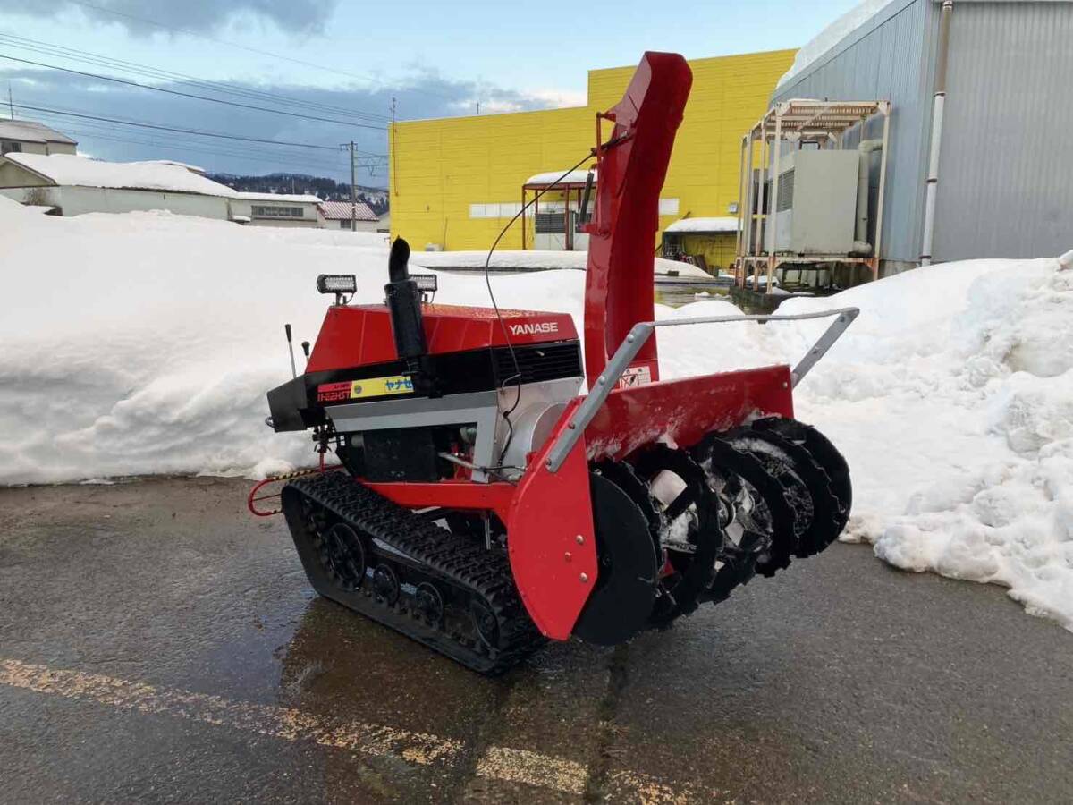 除雪機 スノー11-22HSTディーゼル 22馬力 大型除雪機 (除雪機 除雪機 スノー11-22HSTディーゼル 22馬力 大型除雪機 (除雪機
