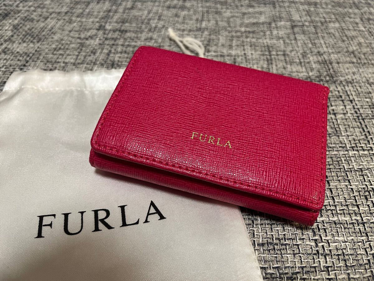 FURLA 三つ折り財布レザー美品