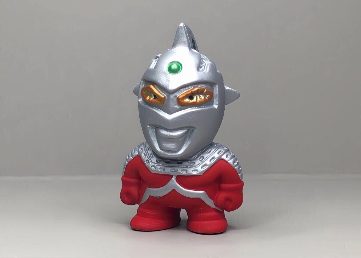 SDウルトラマン ガン消し　リペイント　ウルトラセブン　ウルトラマン倶楽部