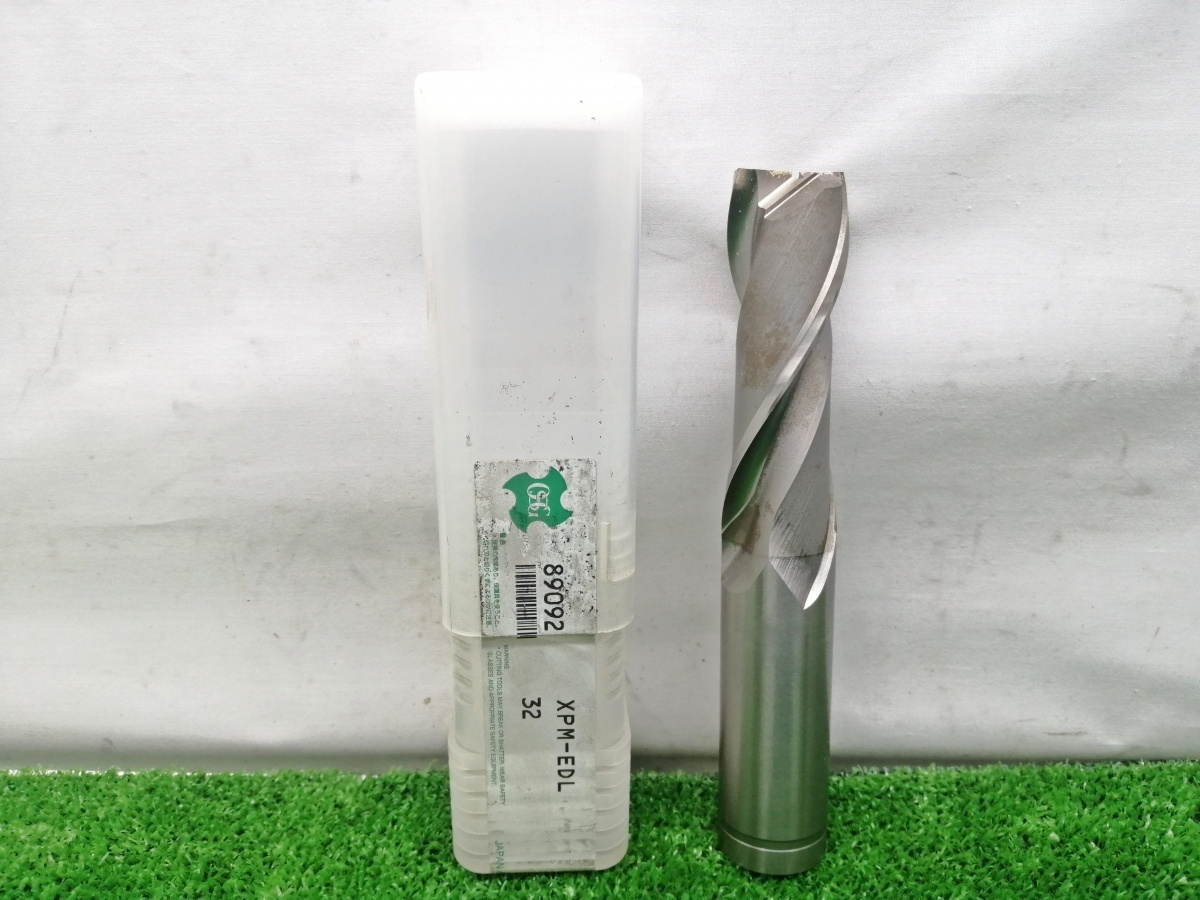 未開封 未使用品 OSG オーエスジー エンドミル 刃径32mm 未開封 未使用品 OSG オーエスジー エンドミル 刃径32mm