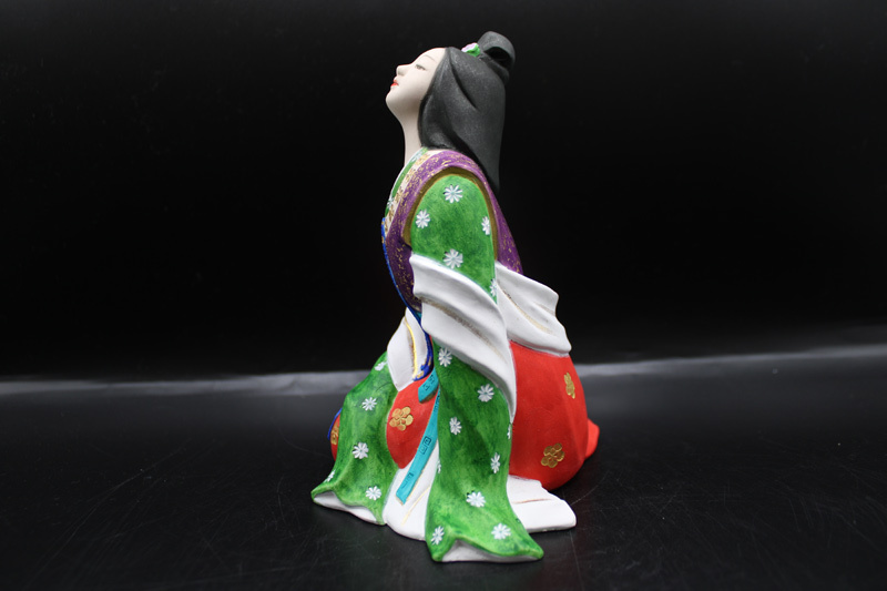 真作保証】無形文化財保持者 川崎幸子 作「博多人形 大伴坂上 真作保証】無形文化財保持者 川崎幸子 作「博多人形 大伴坂上