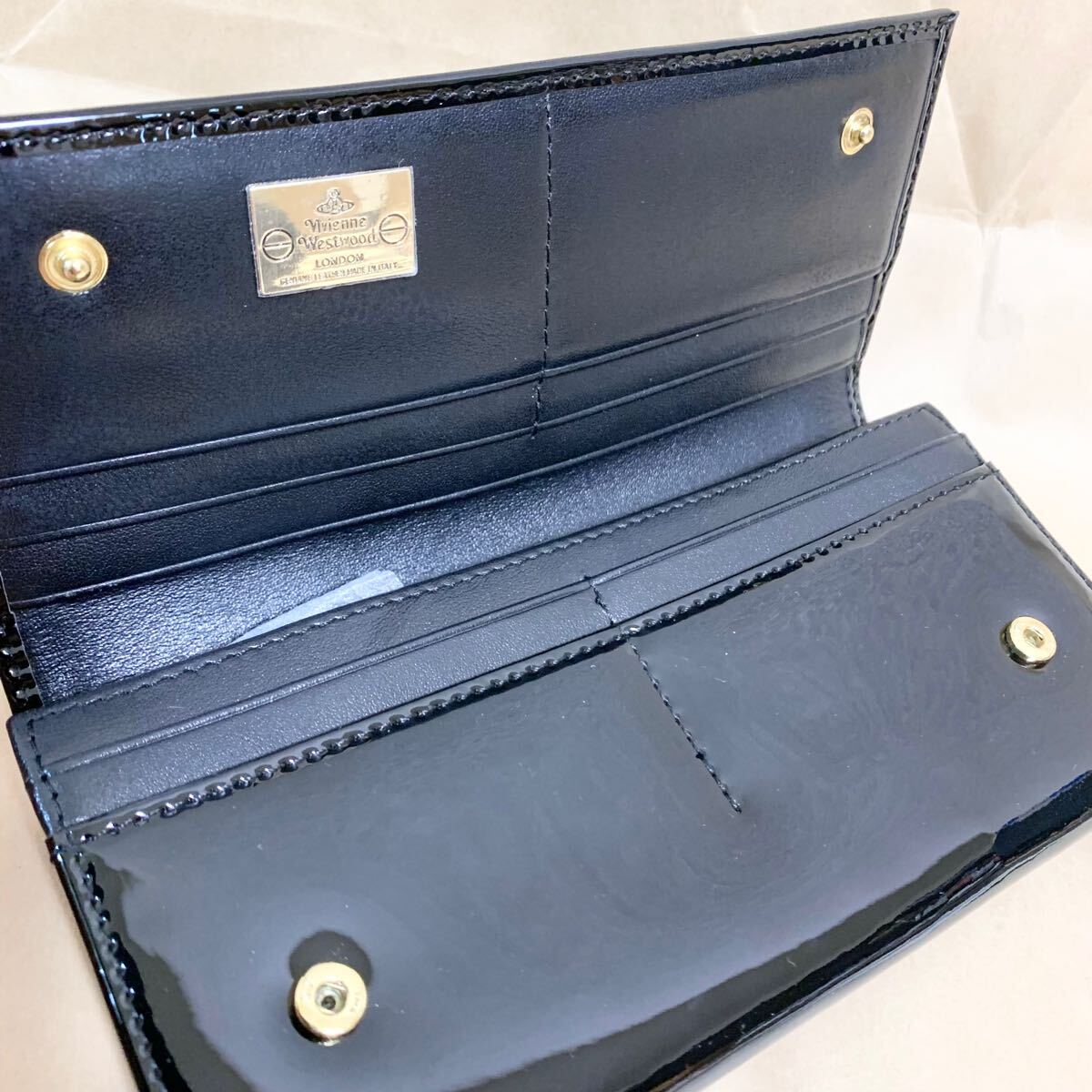 Vivienne Westwood エナメル長財布 ブラック ヴィヴィアンウエストウッド エナメル長財布 ブラック | francore