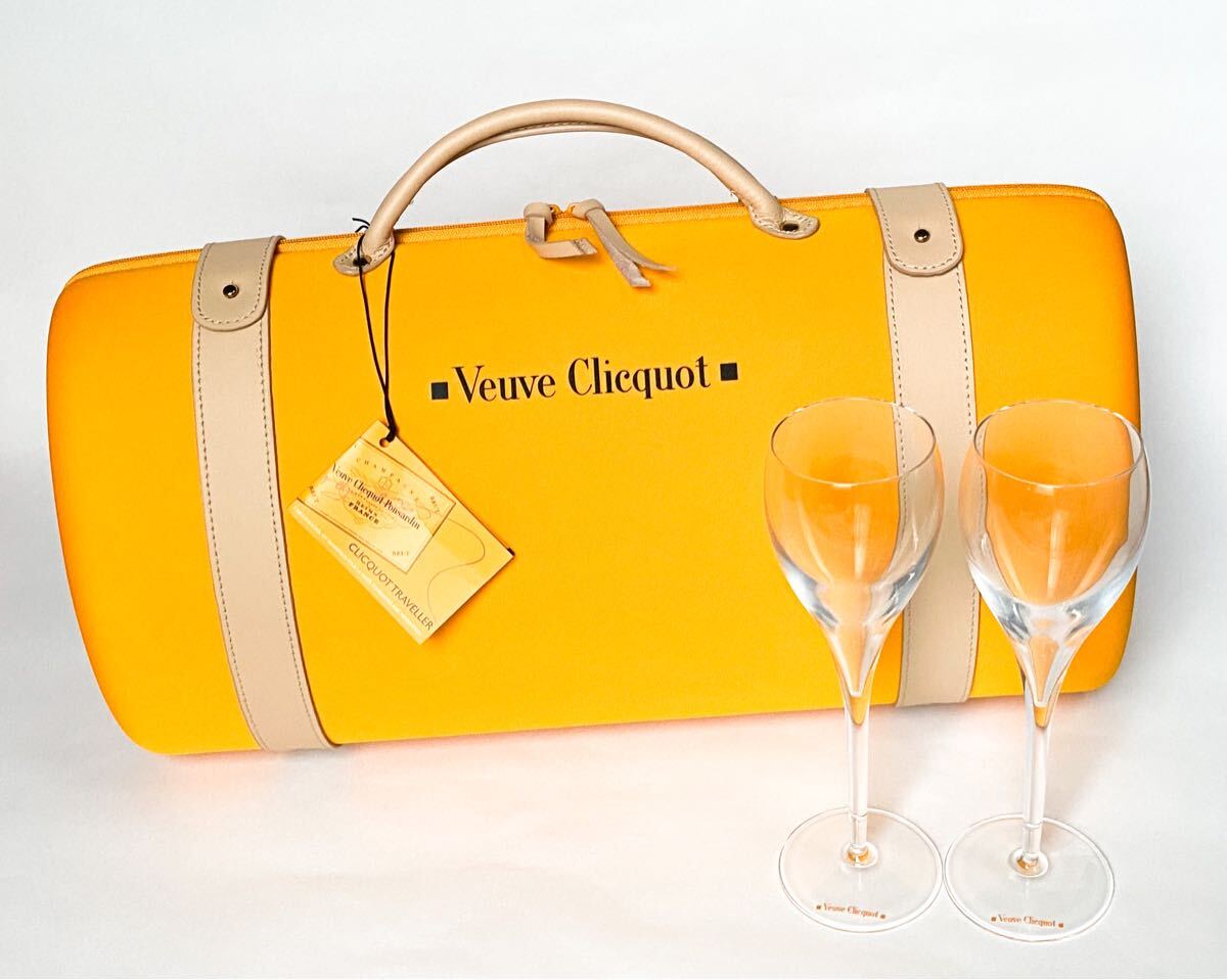Veuve Clicquot ヴーヴクリコ トラベラー ボトルケース シャンパングラス2脚付き　送料無料