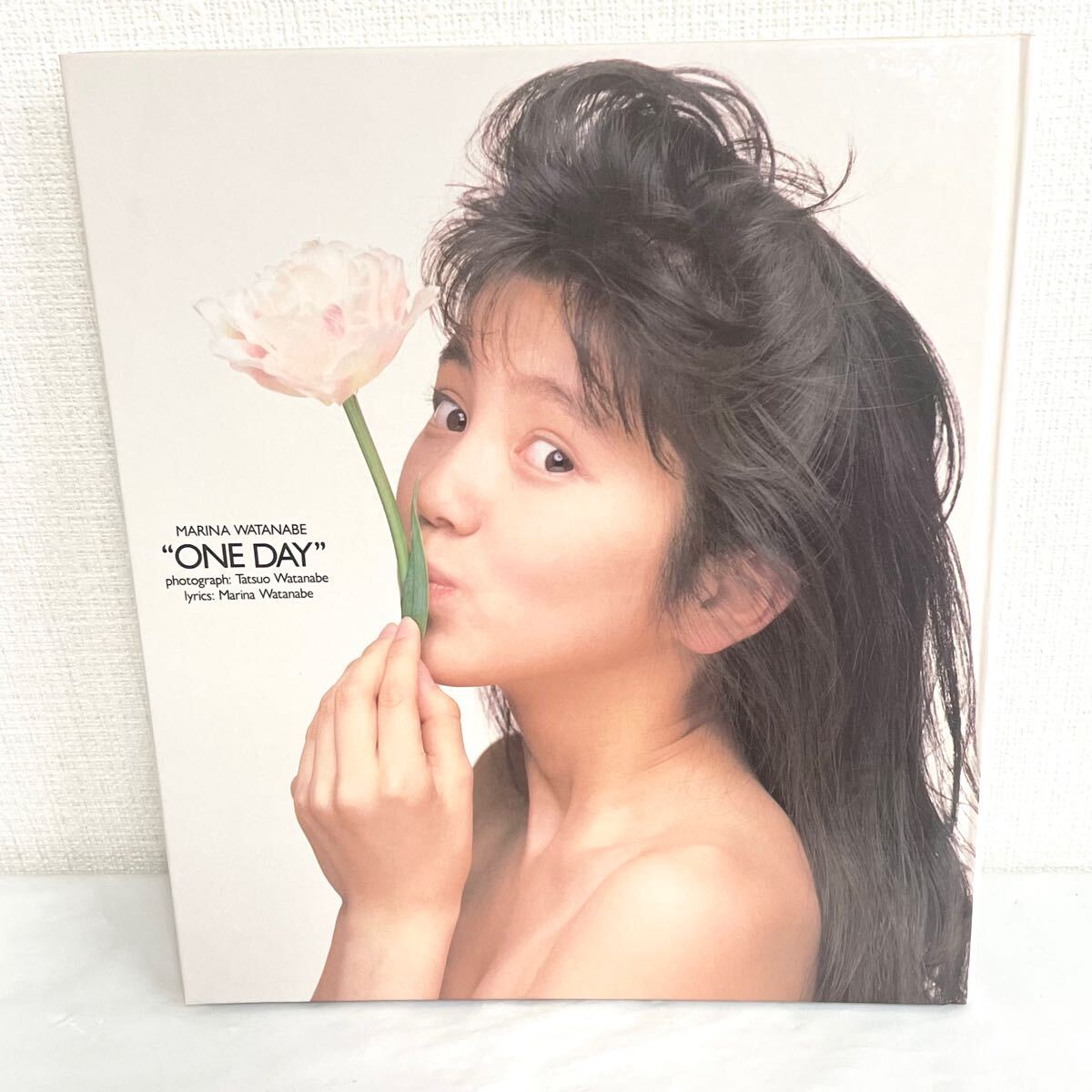 F01029 書籍 渡辺満里奈写真集 ONE DAY フジテレビ出版発行 昭和63年5月12日 初版第1刷発行 撮影 渡辺龍生