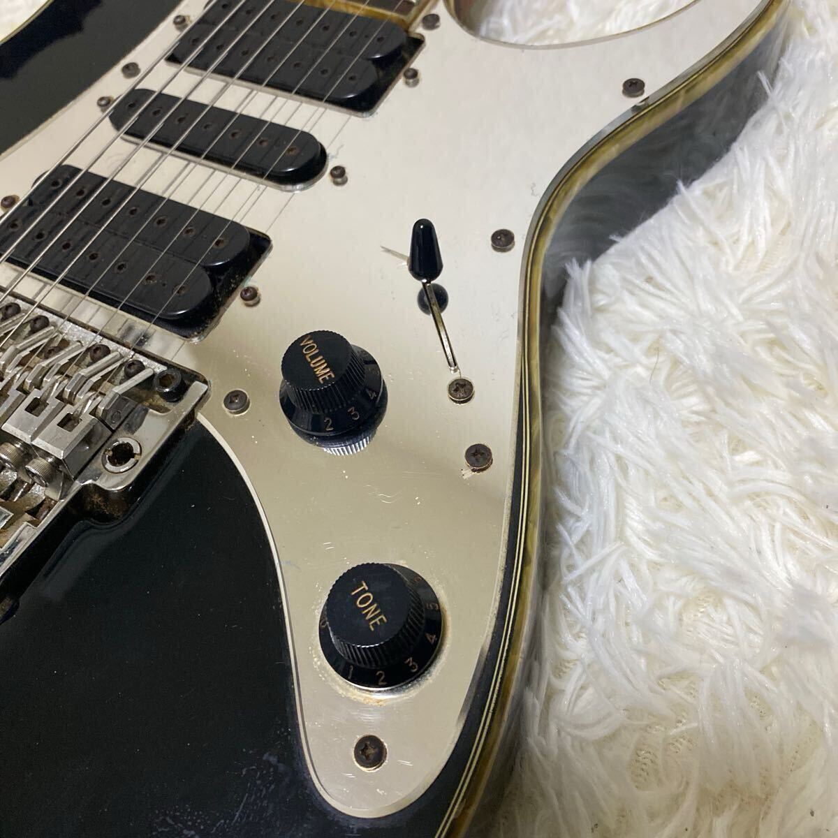 中古】Ibanez universe UV-777P スティーブヴァイモデル 7弦 中古】Ibanez universe UV-777P スティーブヴァイモデル 7弦
