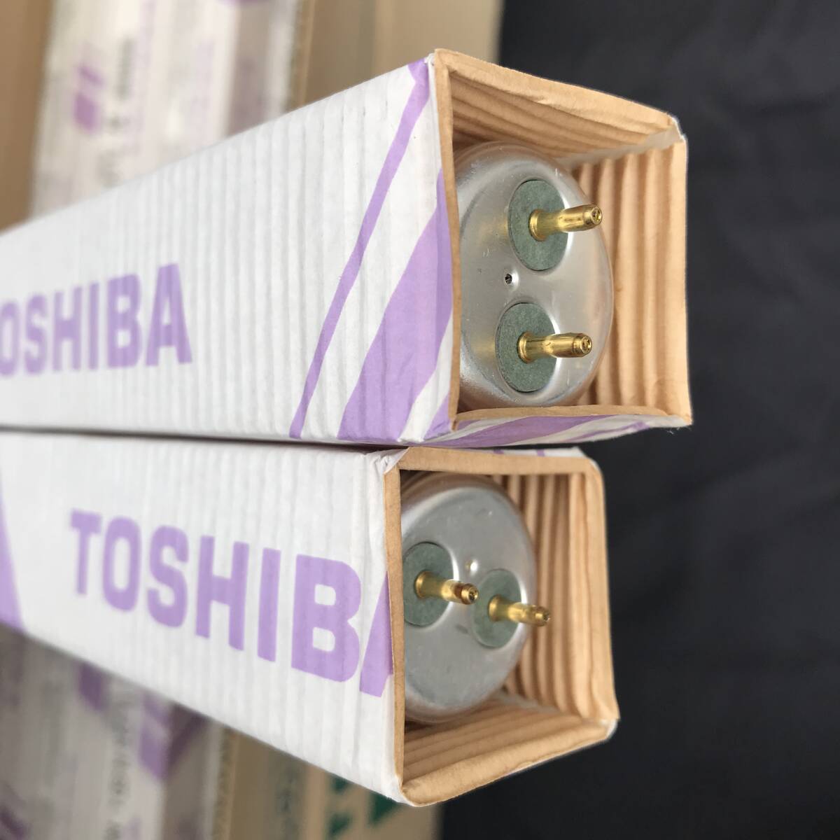 東芝 演色改善形蛍光ランプ(ネオラインデラックス)25本セット 東芝 演色改善形蛍光ランプ(ネオラインデラックス)25本セット