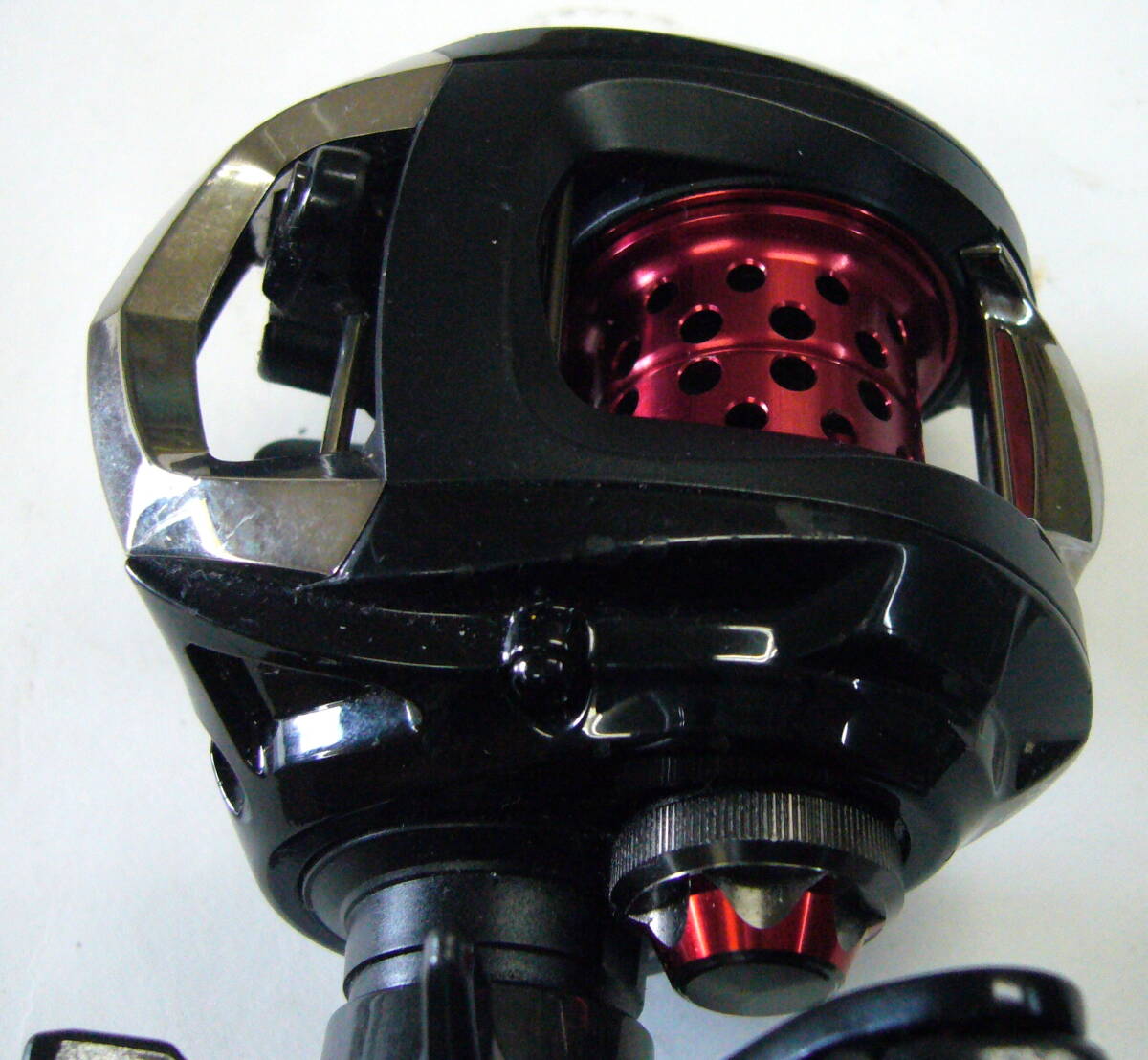 中古品 ダイワ リール ZAION STAR DRAG (左ハンドル) 4 中古品 ダイワ リール ZAION STAR DRAG (左ハンドル) 4