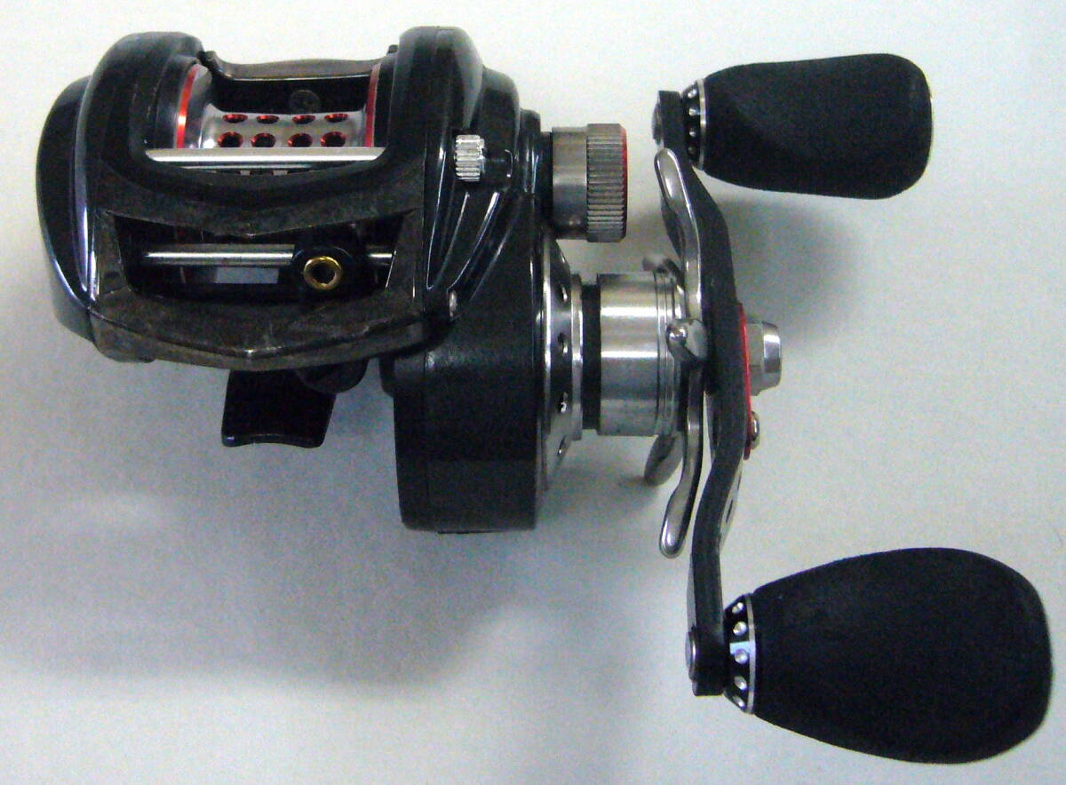 中古品 アブガルシア リール REVO ELITE 8 (左ハンドル) 13