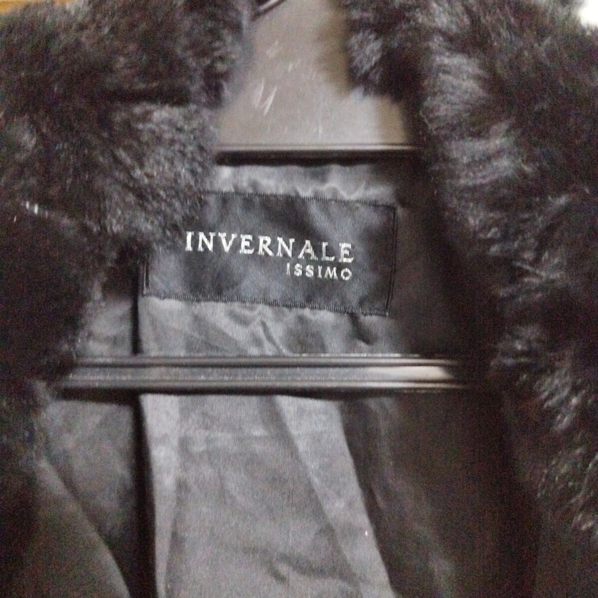 柔らかく軽量 中綿 ジャケット 黒 ふわふわ レディース_画像4