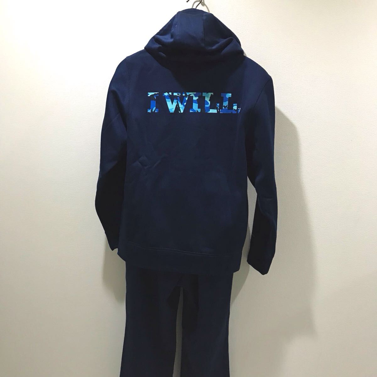 美品☆UNDER ARMOUR/アンダーアーマー☆セットアップジャージ/上下セット☆ストーム☆裏起毛☆スウェットパーカー☆ネイビー/L(ジャージ)|売買されたオークション情報、Yahoo!オークション(旧ヤフオク!) の商品情報をアーカイブ公開 - オークファン(aucfan.com) 美品☆UNDER ARMOUR/アンダーアーマー☆セットアップジャージ/上下セット☆ストーム☆裏起毛☆スウェットパーカー☆ネイビー/L(ジャージ)|売買されたオークション情報、Yahoo!オークション(旧ヤフオク!) の商品情報をアーカイブ公開 - オークファン(aucfan.com)
