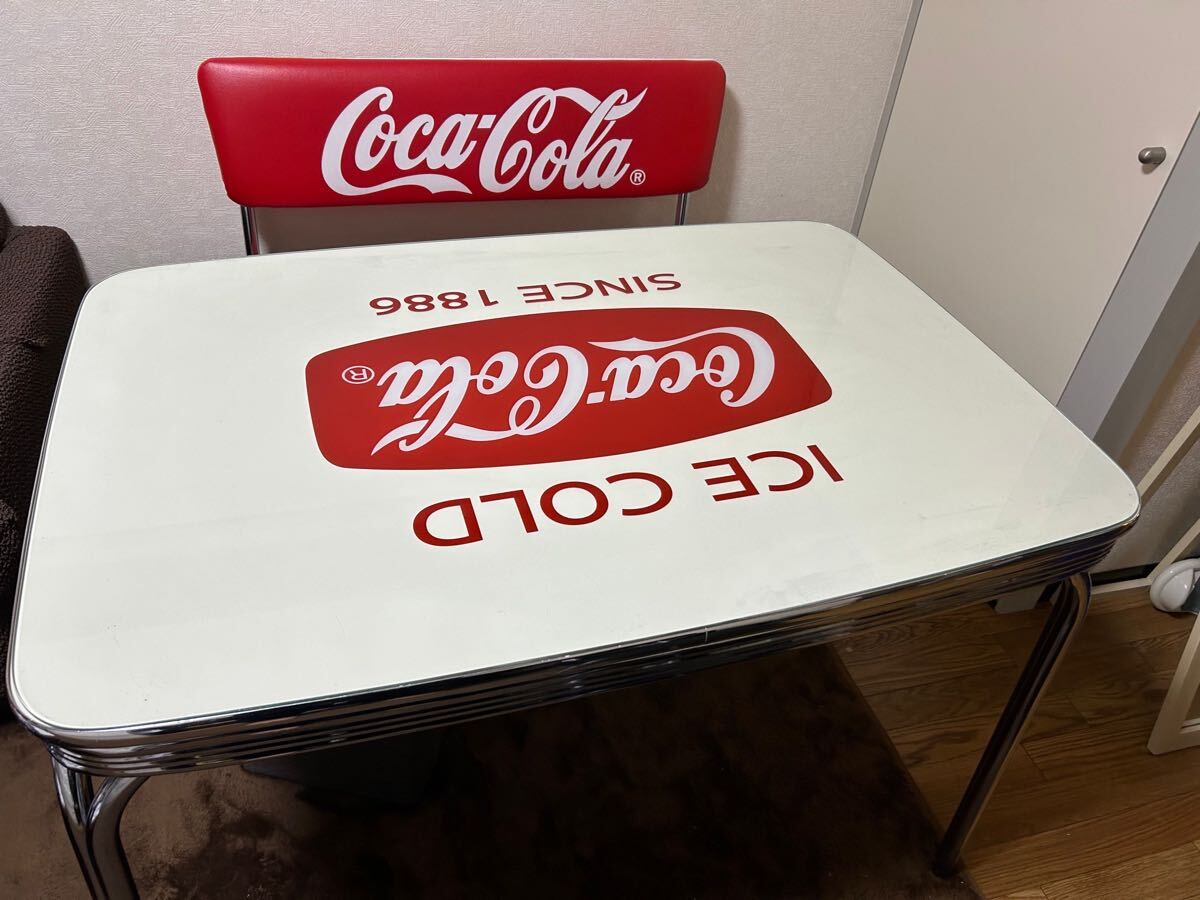 セット価格】コカ・コーラ 真っ赤なロゴ入りベンチ&ロゴ入り セット価格】コカ・コーラ 真っ赤なロゴ入りベンチ&ロゴ入り