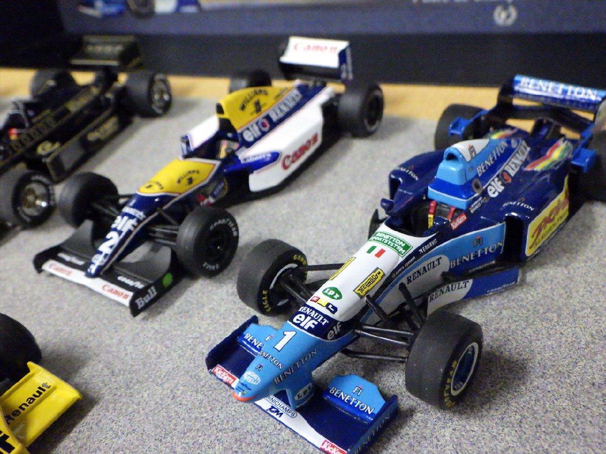 D48 未使用 限定 1/43 ルノー ミニカー 5台 ボックス セット D48 未使用 限定 1/43 ルノー ミニカー 5台 ボックス セット
