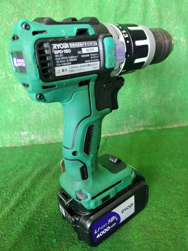 *0 б/у Ryobi заряжающийся . перемещение шуруповерт BPD-1800*