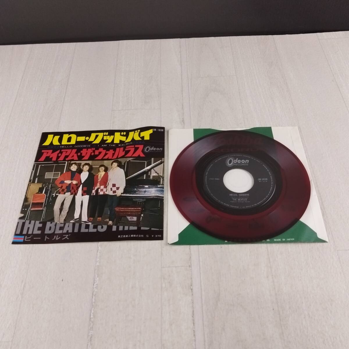 1CC7 EP запись красный запись The * Beatles Hello *g Дубай I am* The worulasOR-1838