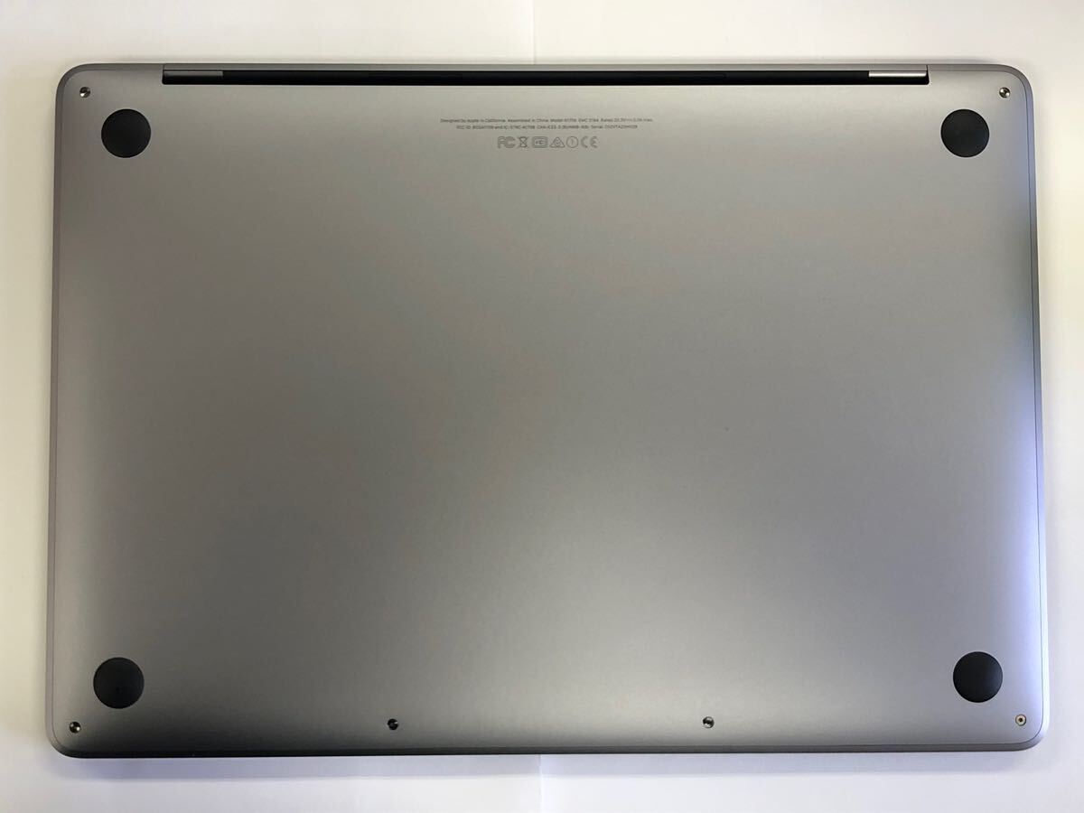 極美品 充放電回数9回 Apple MacBook Pro (13-inch 2017) A1708 極美品 充放電回数9回 Apple MacBook Pro (13-inch 2017) A1708