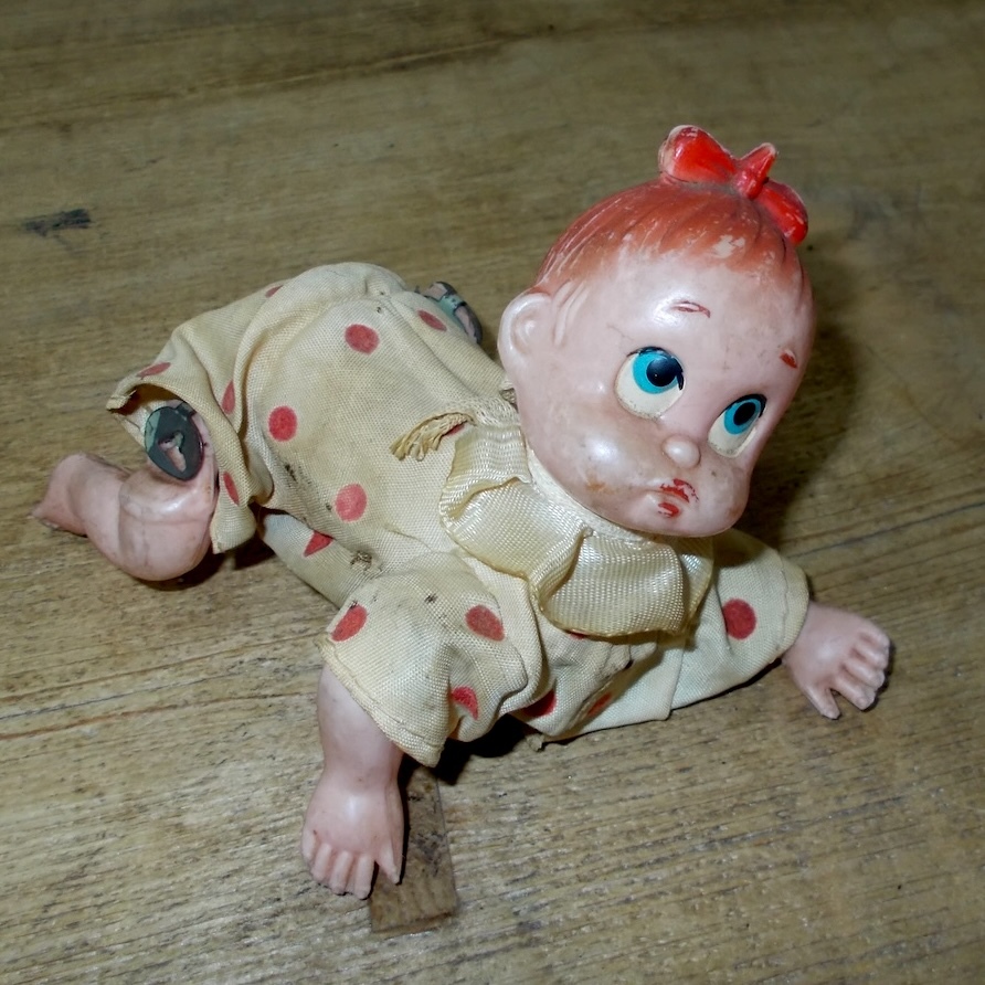 ☆古い昔のセルロイド赤ちゃん人形☆ゼンマイハイハイ人形 ☆古い昔のセルロイド赤ちゃん人形☆ゼンマイハイハイ人形