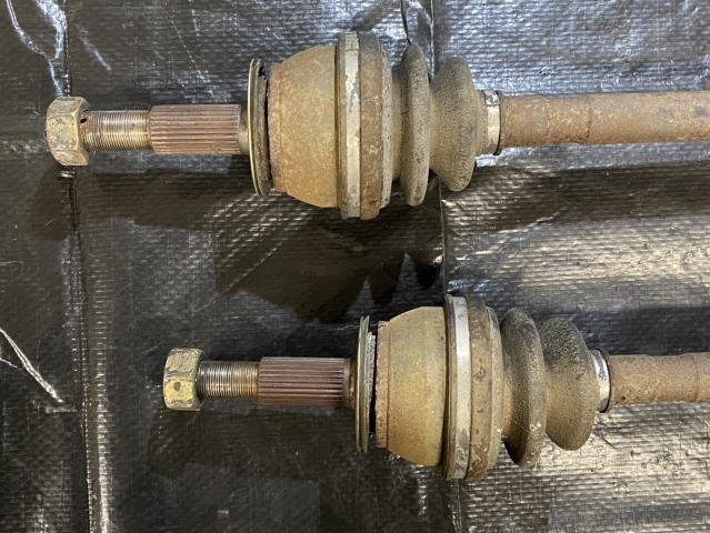 180SX E-RPS13 純正 ドライブシャフト 左右セット 5穴フランジ 180SX E-RPS13 純正 ドライブシャフト 左右セット 5穴フランジ