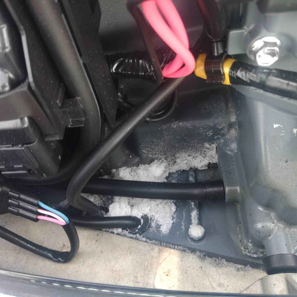 249500円 スズキ船外機 DF200A 送料込み 200PS 200馬力 直4 船 249500円 スズキ船外機 DF200A 送料込み 200PS 200馬力 直4 船