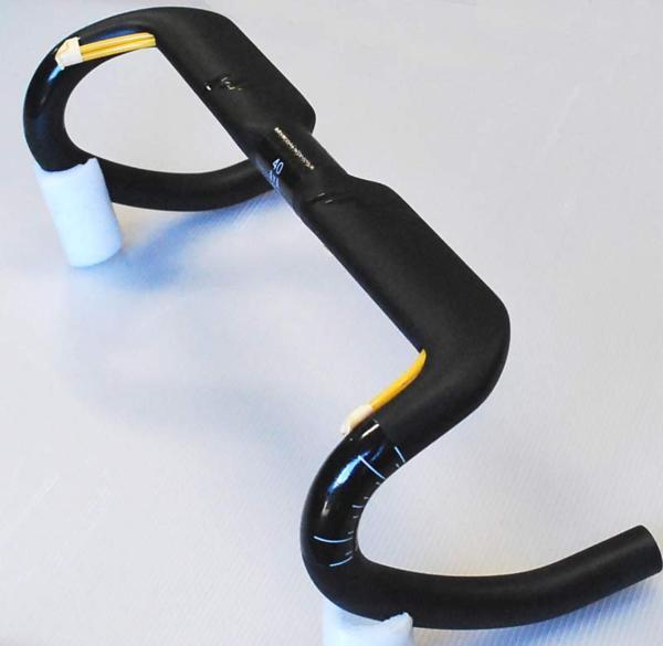 ■特価 TNI STIFF フルカーボン 扁平加工 エアロ フラット形状 オフセット ドロップバー 420mm
