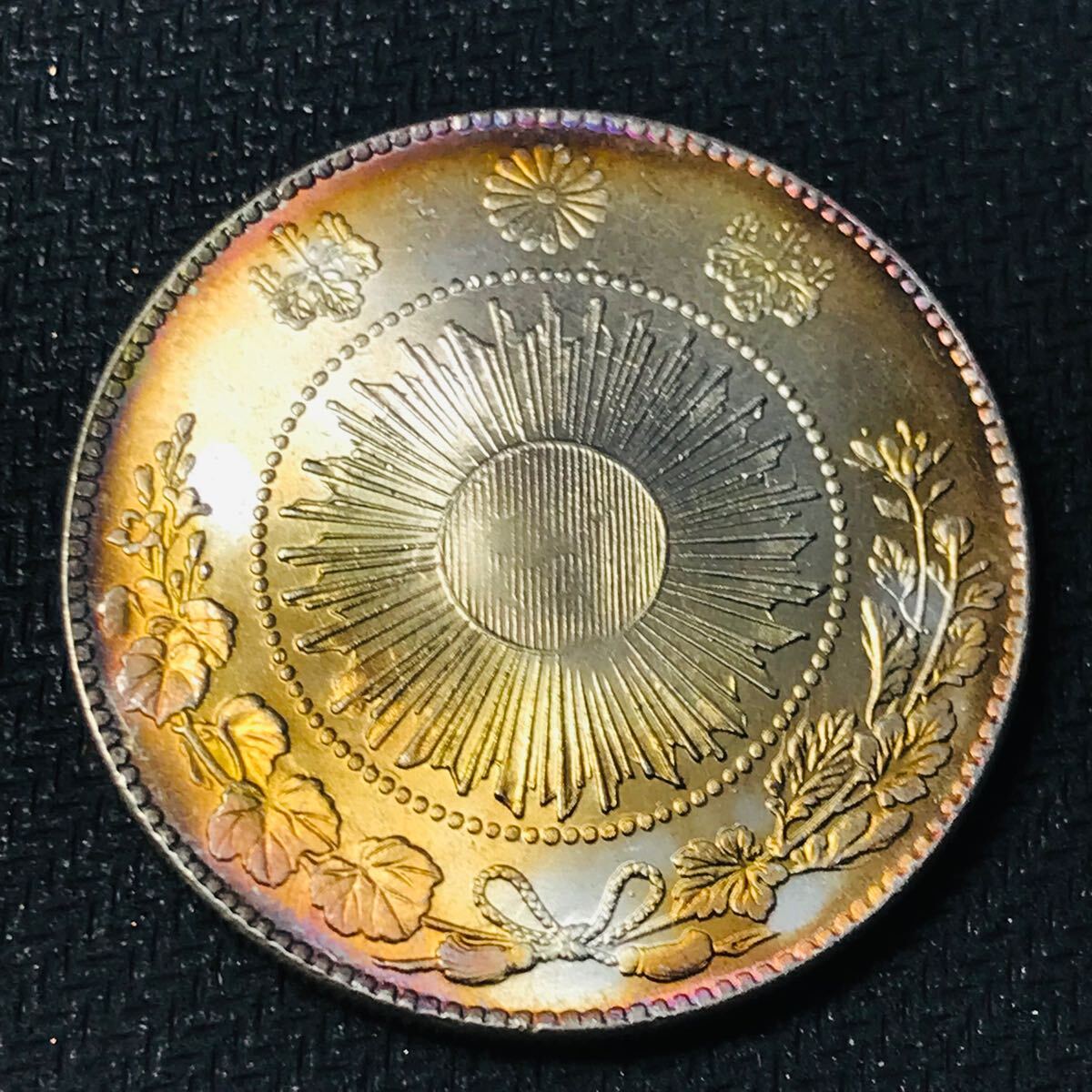 純金入り300枚限定】大型銀貨1kg 2001年 コレクション 純金入り300枚限定】大型銀貨1kg 2001年 コレクション