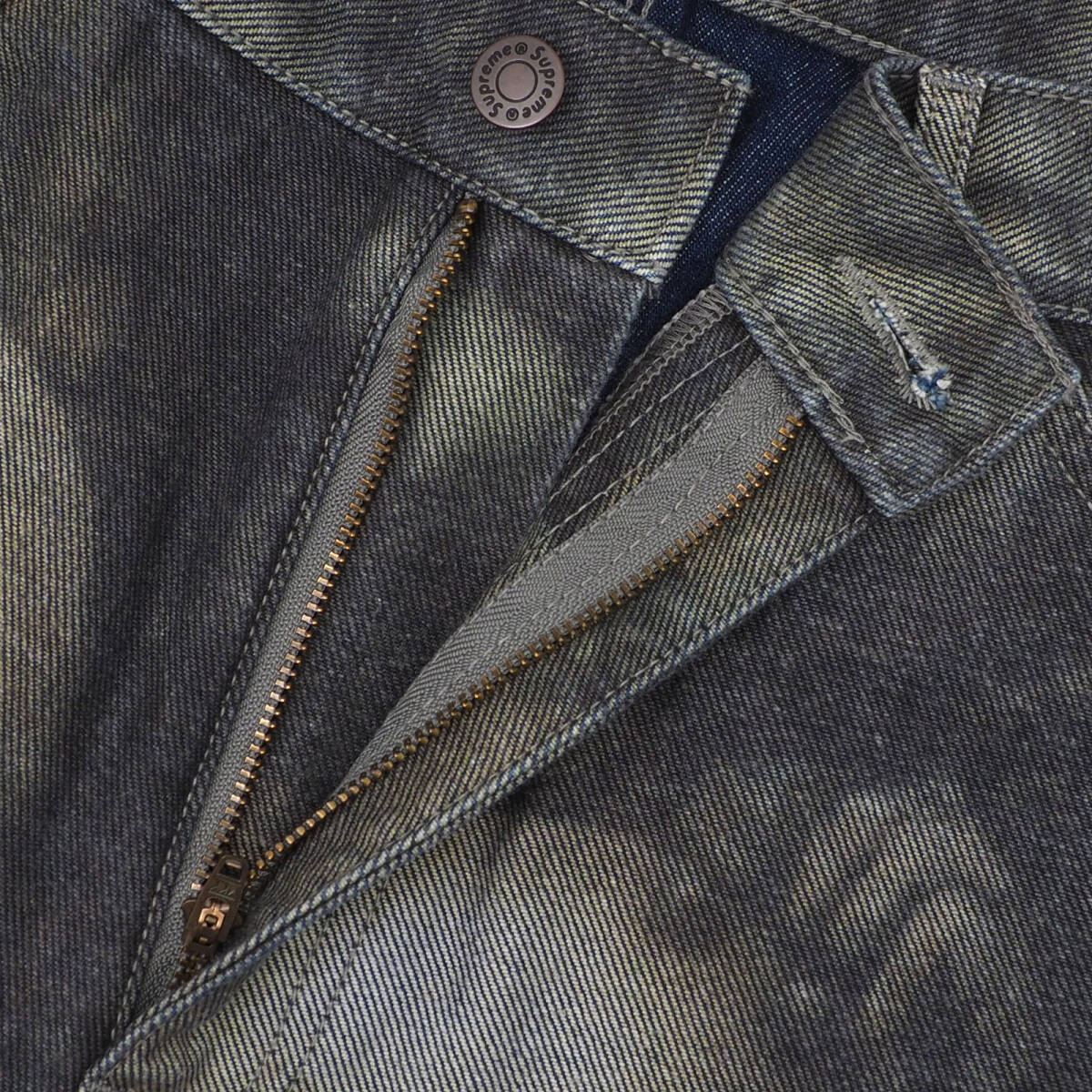 Supreme - H.R. Giger Double Knee Jean インディゴW34 Supreme - H.R. Giger Double Knee Jean インディゴW34
