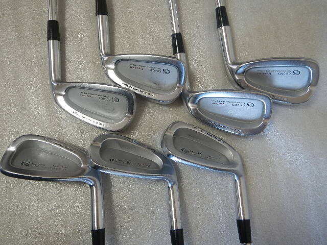 三浦技研 CB-3003 Type-Dent　アイアン４番～9　PW　7本セット　シャフトDG　tour　issue　