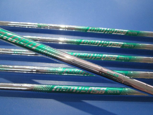 GK三好◆ 196 ピン◆G710◆NSPRO950GHneo(JP)◆ネオ◆5-9?Ｗ◆6本◆R◆ドットカラーオレンジ◆PING獨(dú)自の中空構(gòu)造◆飛んで球が上がる◆