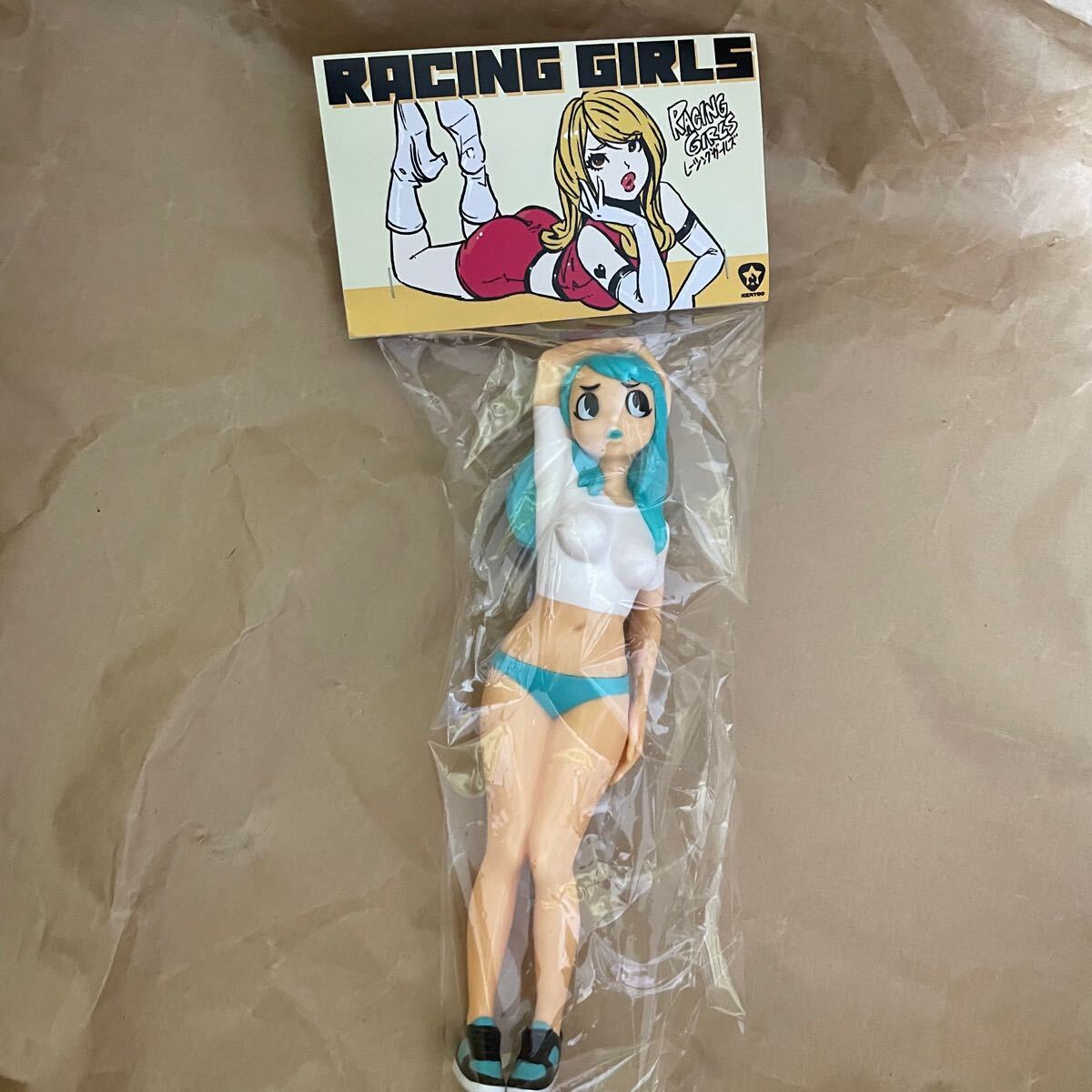 ステッカー付 KENTOO Sneaker Girls ソフビ フィギュア Yahoo!オークション - KENTOO Figure Sneaker Girls ソフビ