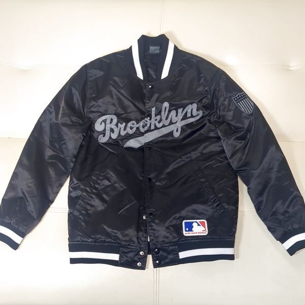 ブルックリン・ドジャース スタジャン M ブラック グレーロゴ ジャンパー ブルゾン マジェスティック MLB Brooklyn Dodgers 刺繍 ワッペン