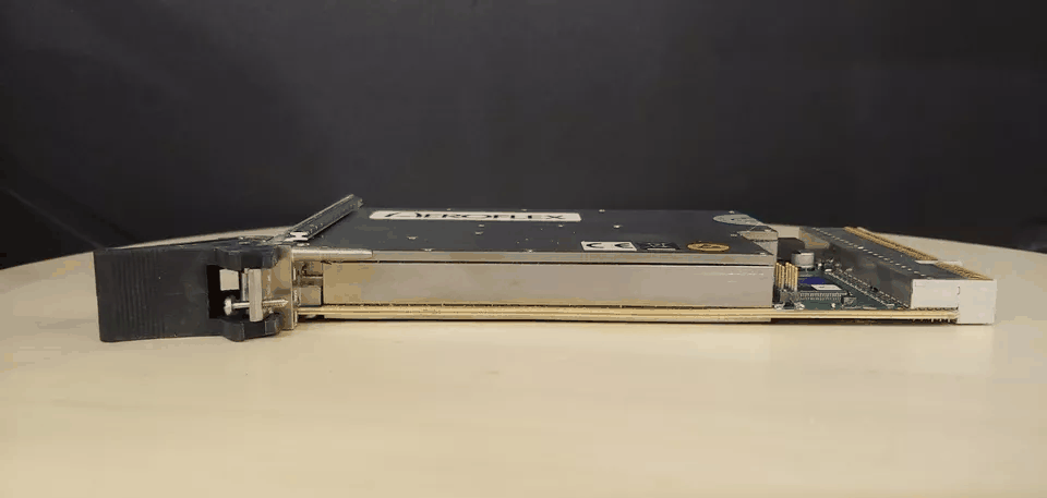 [NBC] Aeroflex 3010 1.5-3.0 GHz PXI RF Synthesizer (中古 577)