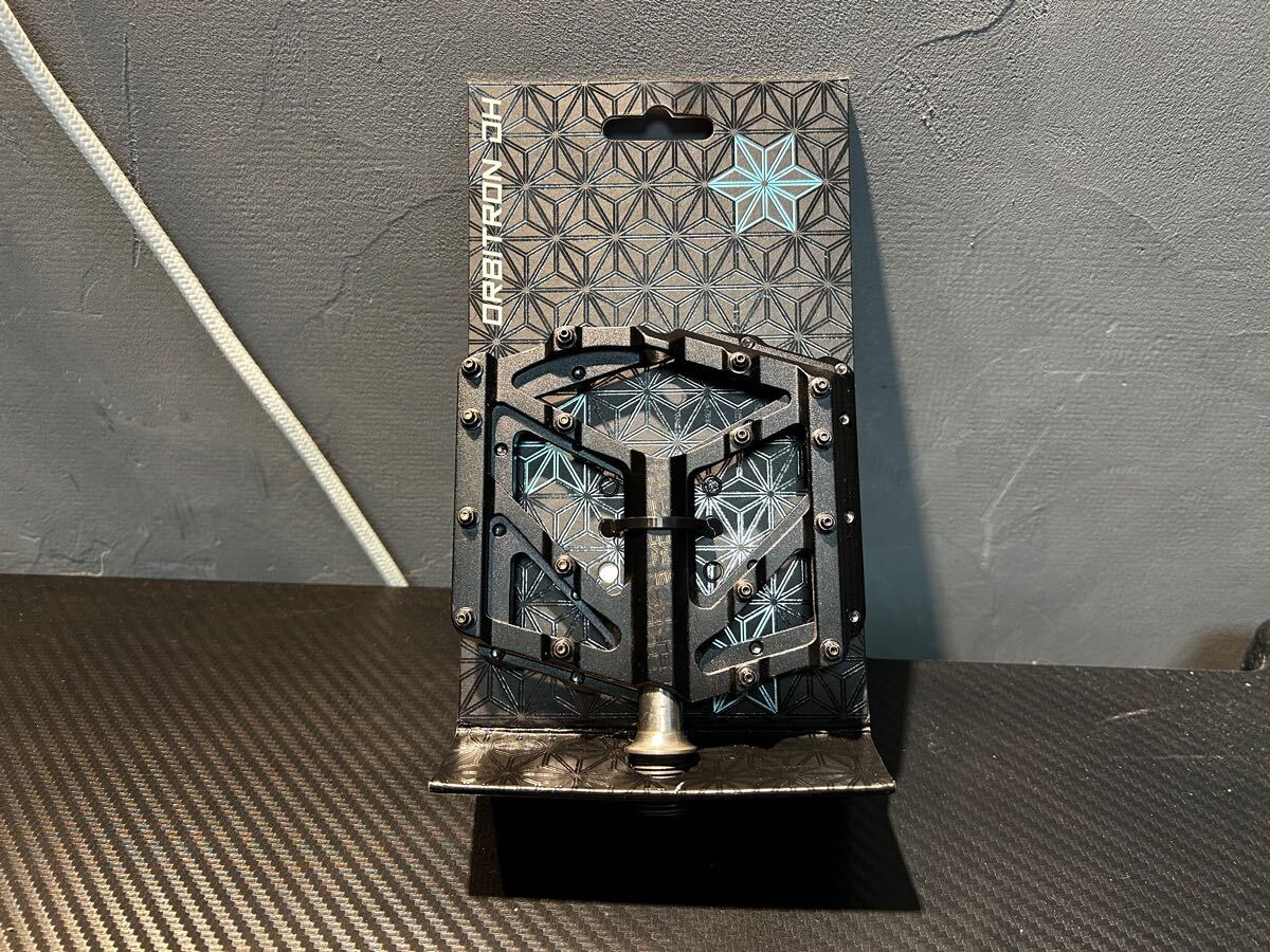 SUPACAZ スパカズ　ORBITRON DH BLK ブラック ペダル　中古