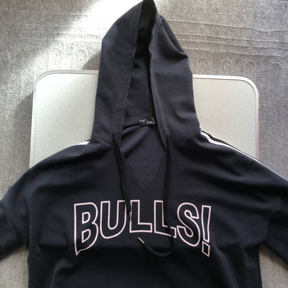 sunコレクション　濃紺　パーカー　美品　レディース　フリーサイズ