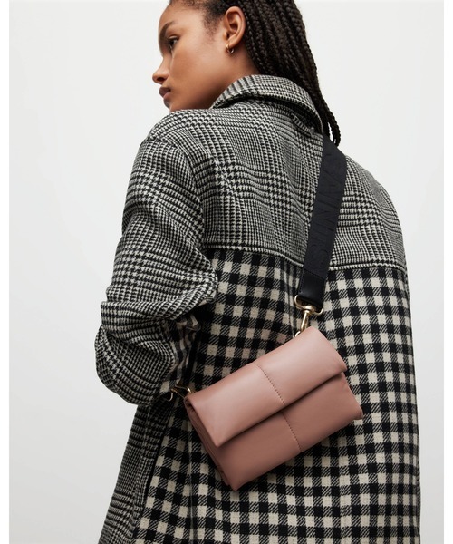 CHANEL ロング ジャケット 美品 黒 CHANEL ロング ジャケット 美品 黒