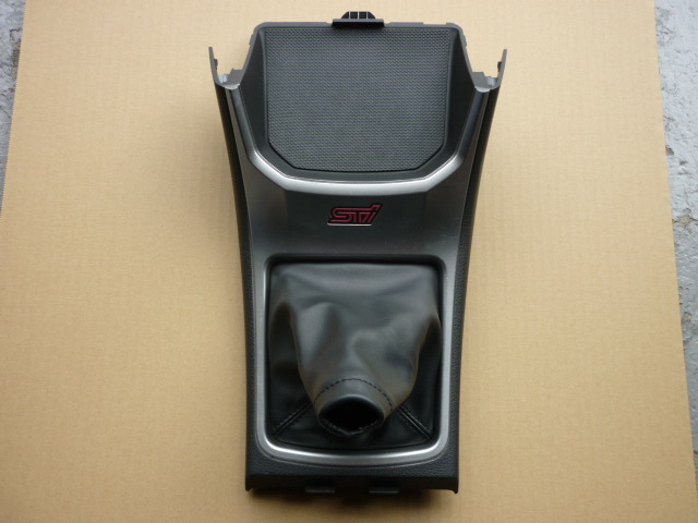 スバル インプレッサSTI GVB/GRB シフトパネル+シフトブーツ　6MT用